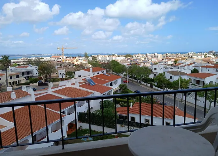 Lagos Studio * Lagos